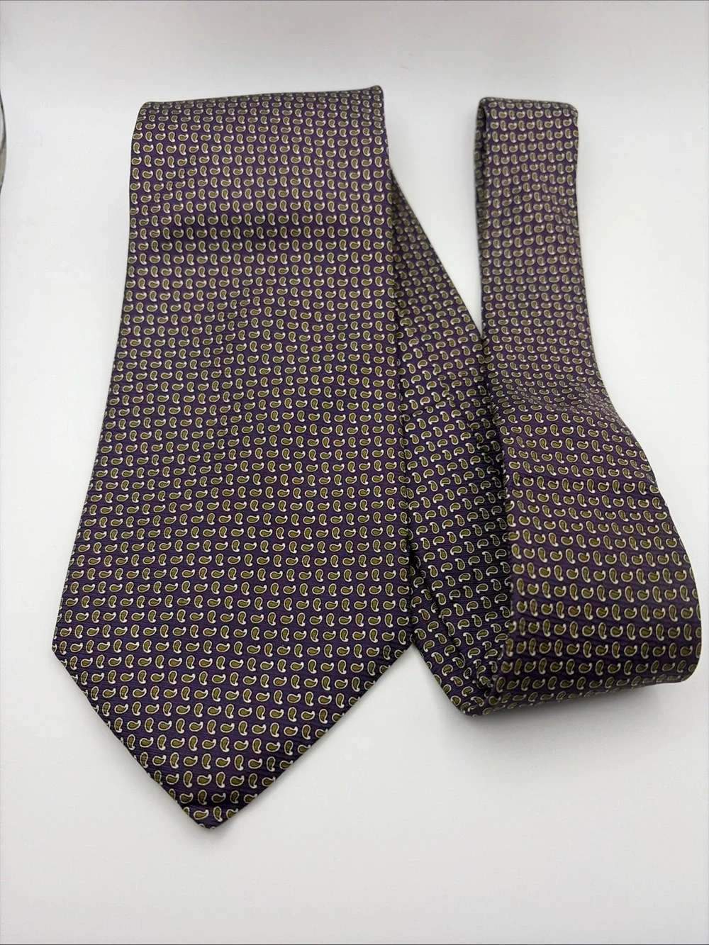 Brooks Brothers Makers Mens USA ITALY 100% Silk Neck Tie Blue Purple Paisley